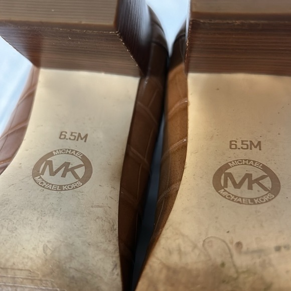 Michael Kors Stacked Heel Penny Loafers Women's 6.5 - Picture 5 of 9